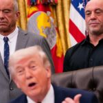 Il nuovo podcast di RFK Jr. svela il ruolo nella Casa Bianca di Trump: influencer, non decisore politico.