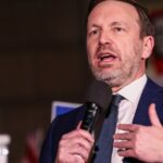 Sen. Chris Murphy on Trump’s corruption, democracy, and the economy